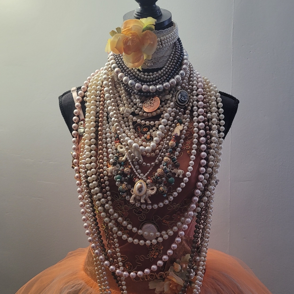 Pearl Necklaces, Brooches, and more. Vintage Lot includes over 30 plus pieces.